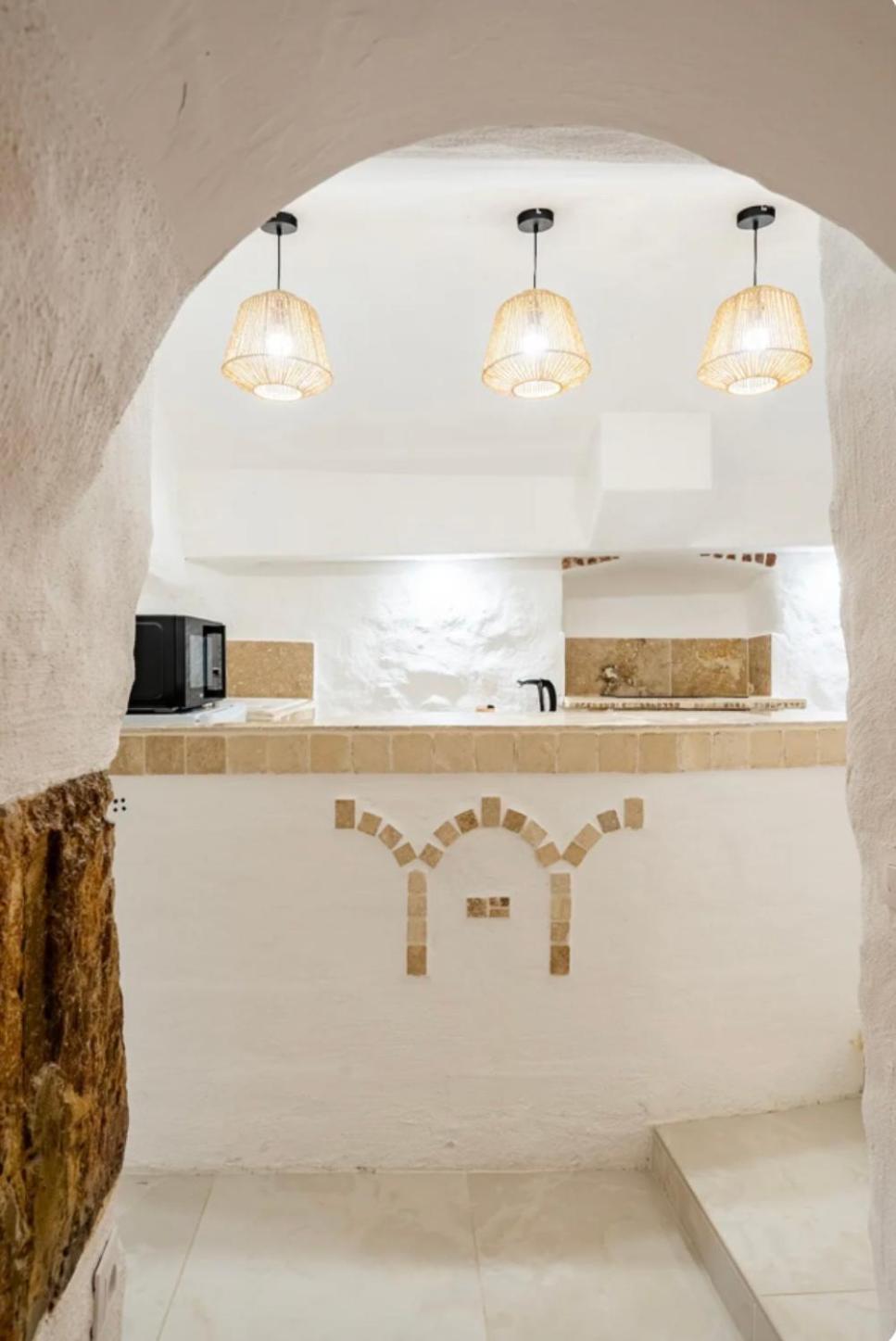 Le Temple D'Aphrodite, Appartement Avec Spa Vienne Kültér fotó